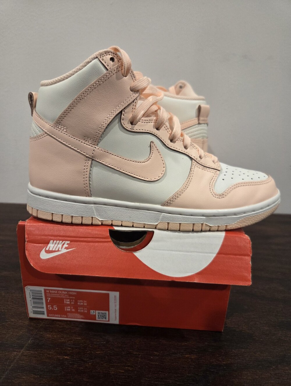 Nike Wmns Dunk High 'Crimson Tint' 2021 Size 7